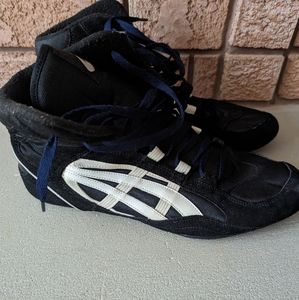 Asics wresting runners